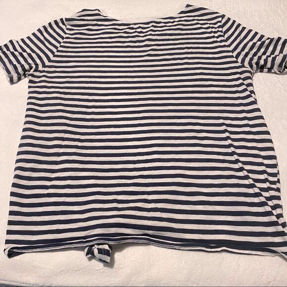 Green Envy Striped Front Knot Top Size Medium - Picture 7 of 7